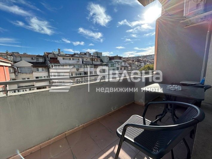 Дава се под наем Двустаен апартамент в Бургас, Лазур - 68 кв.м за 430 € - Снимка #11