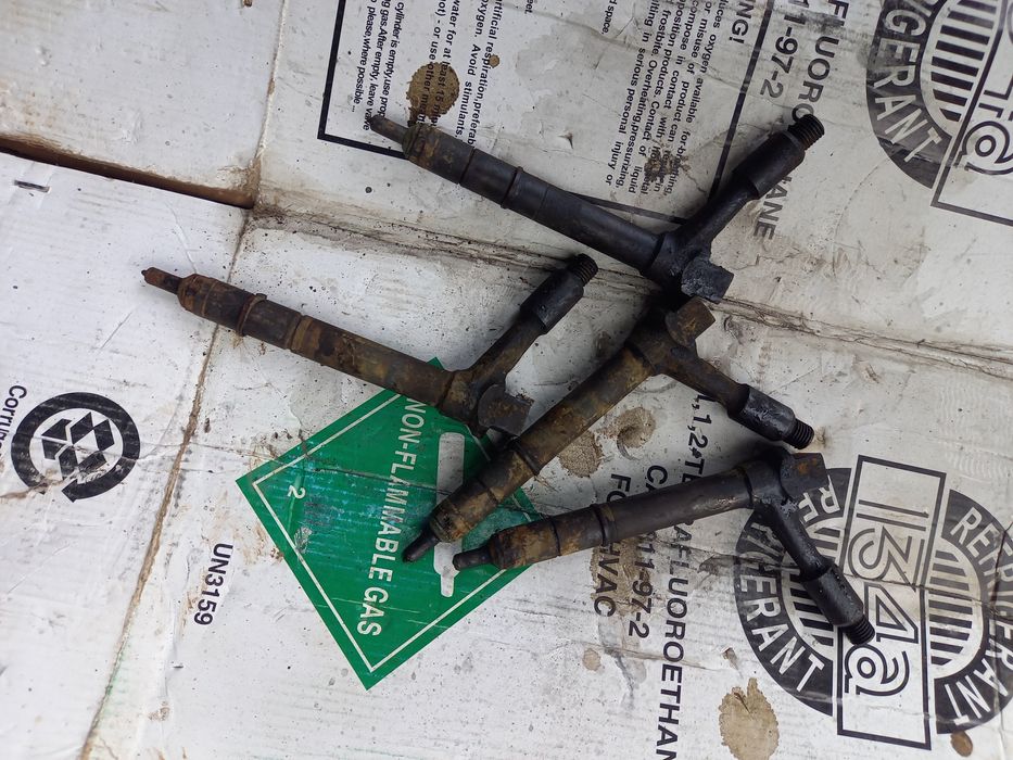 Injectoare Opel Astra Corsa Isuzu 1.7dti Delphi preț Set 4buc