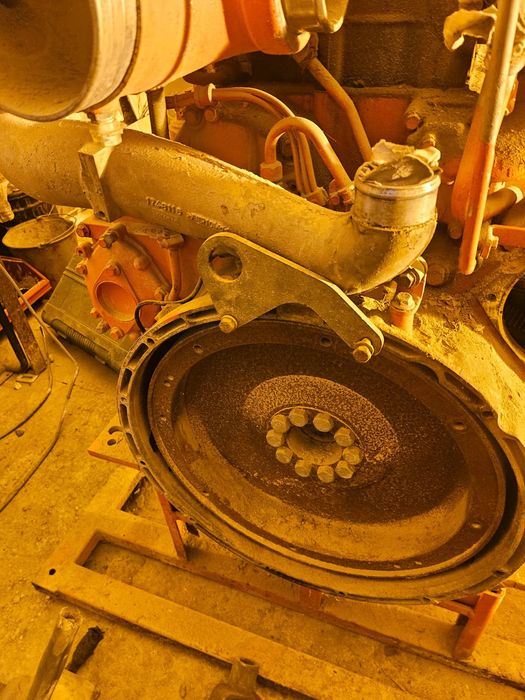 Двигатель  на Scania