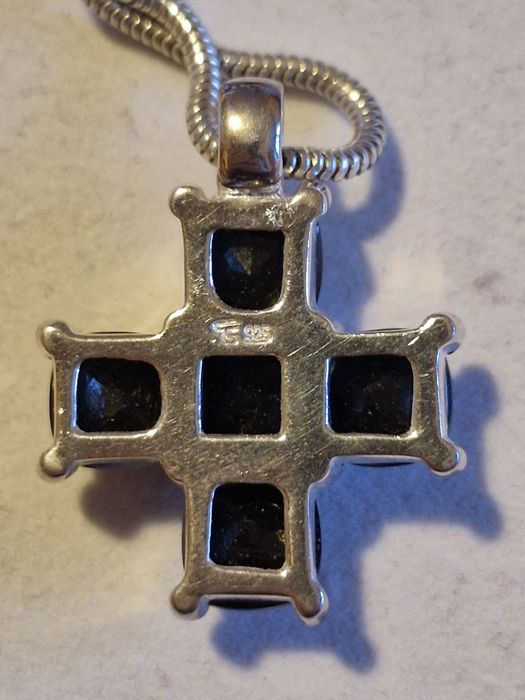 Set lant, pandantiv si cercei din argint Thomas Sabo