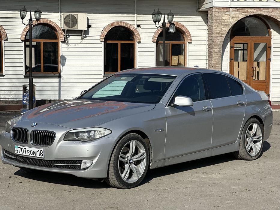 Продам BMW F10 520i