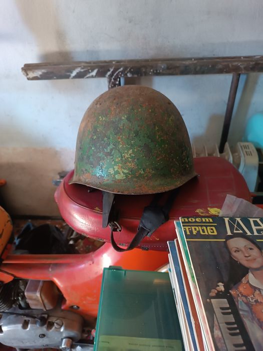 Продам каска военная СССР