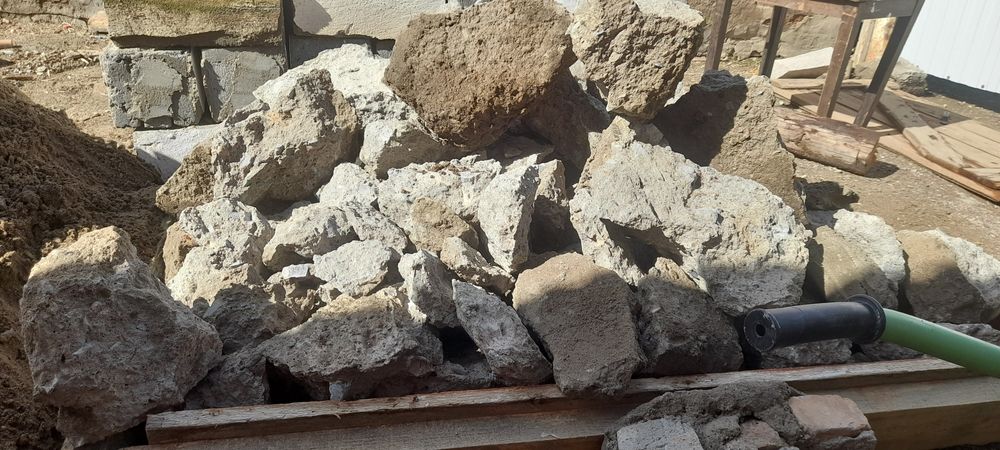 Буд камень, бой тас