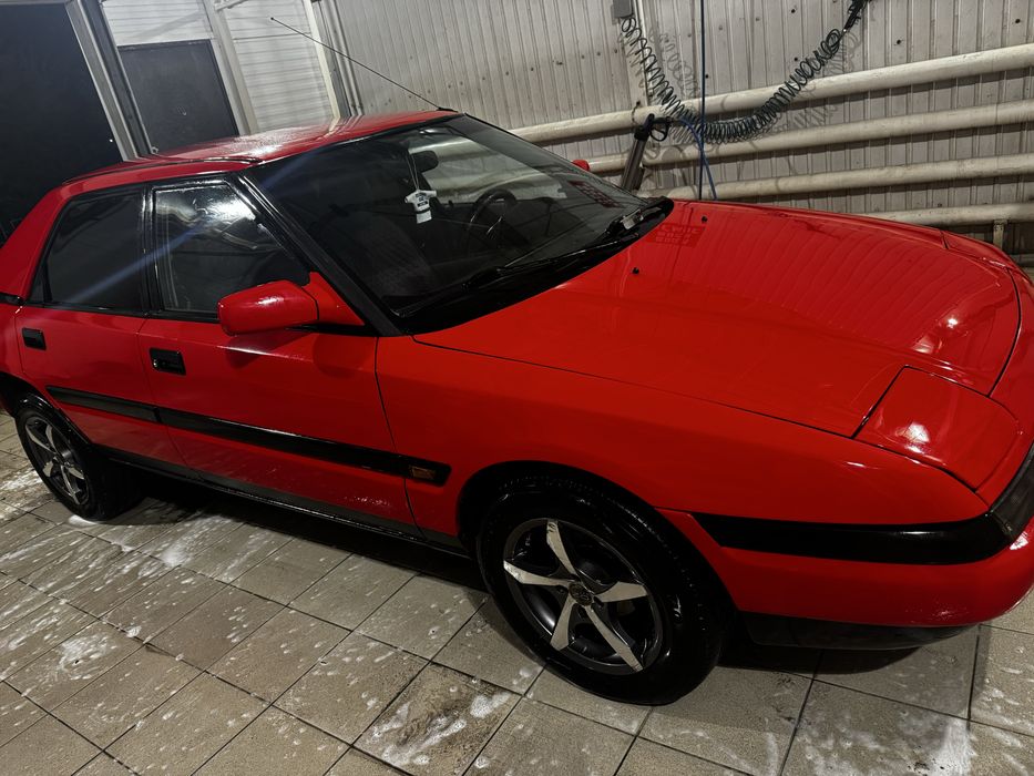 Продам машину мазда 323