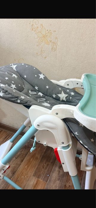 СРОЧНО ПРОДАМ!. Детский стульчик для кормление
