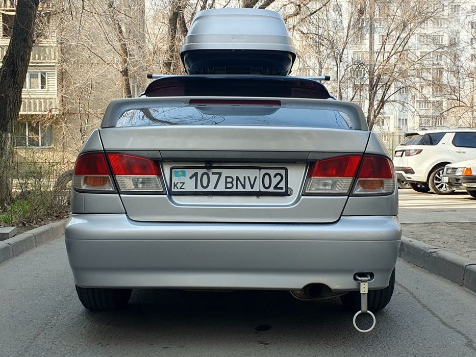 Nissan primera camino