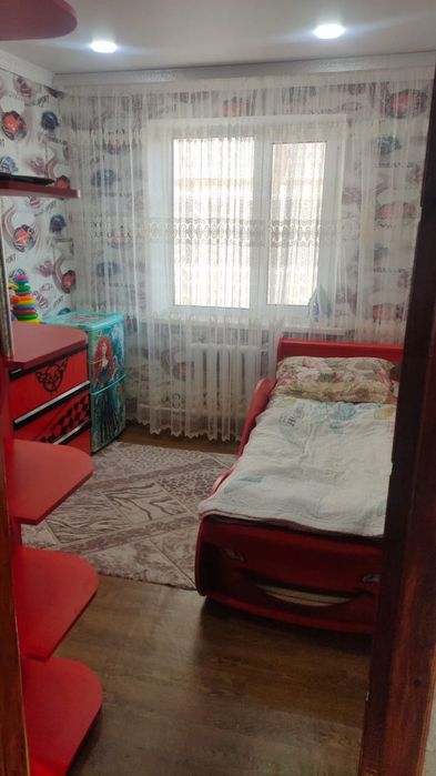 Продам 4 х комнатную квартиру