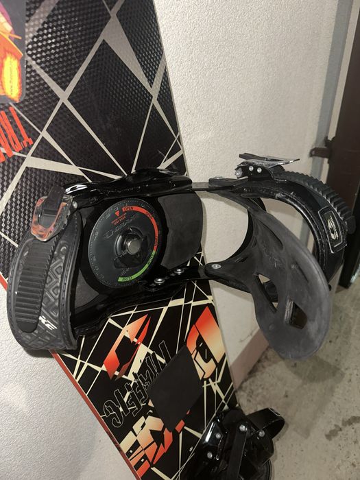 Vand placa snowboad Drake Traffic 155 cm