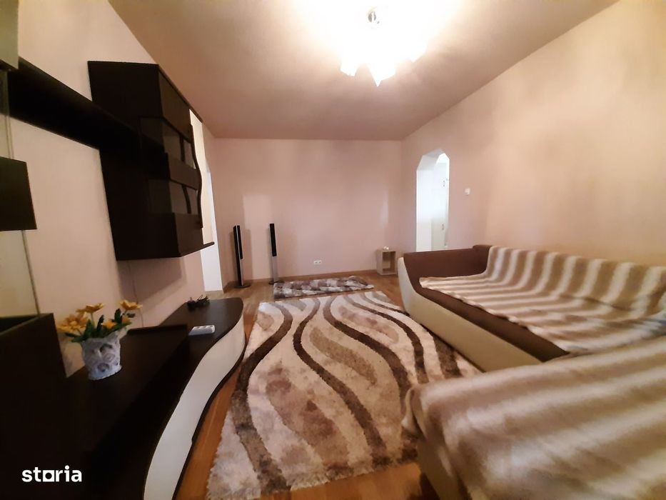 Vand apartament 3 camere PARTER, bloc caramida, Micro 16, Satu Mare