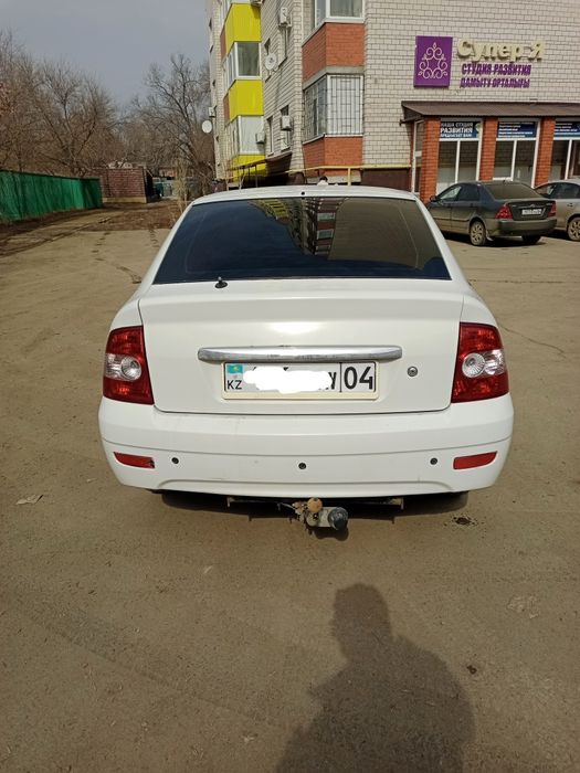 Приора хэтчбек 2012 года