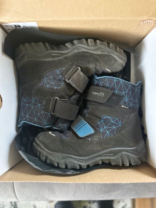 Зимни ботуши Superfit