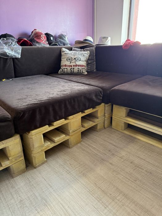 Canapea coltar modulara deosebita baza rezistenta europalet perini sup