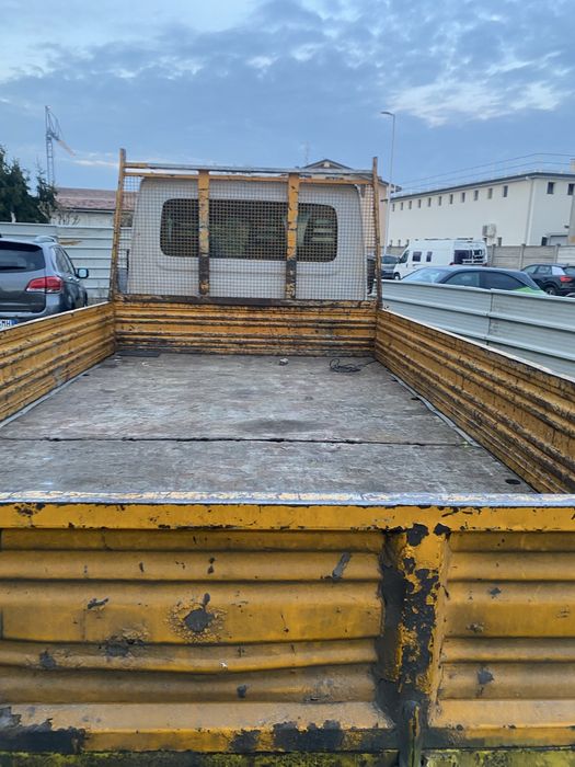 Vand ford tramzit cu o axa perfect functiolan fara nici o dauna