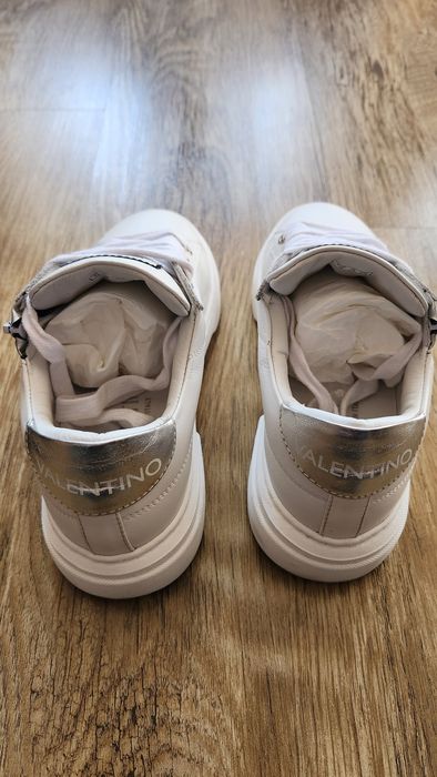 Дамски кецове VALENTINO