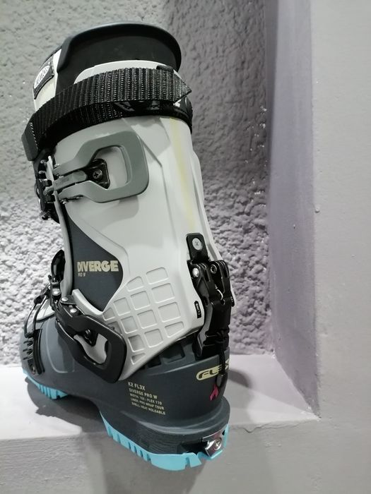 Clapari schiuri ski tura/freeride K2 Diverge Pro W Nou! Marime 24.5