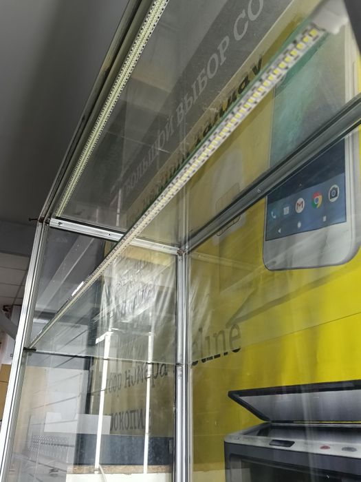 Витрина, стеклянные витрины СРОЧНО