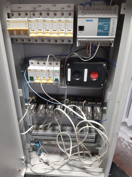 Шкаф управления в отличном состоянии