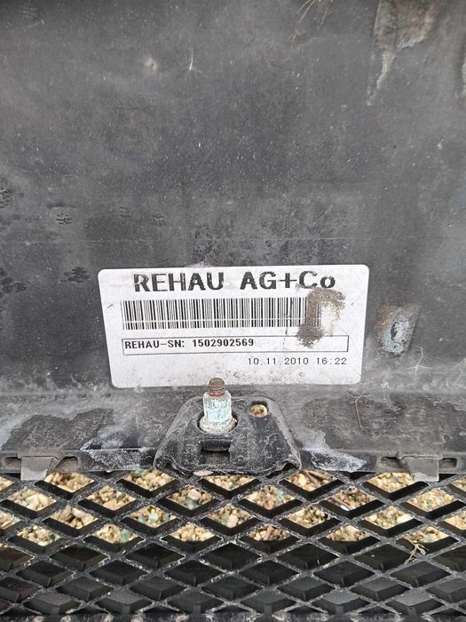 На части BMW F10/11