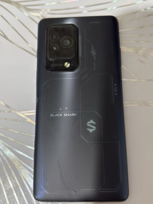 Продам телефон Blask shark 5 pro 8/128 gb