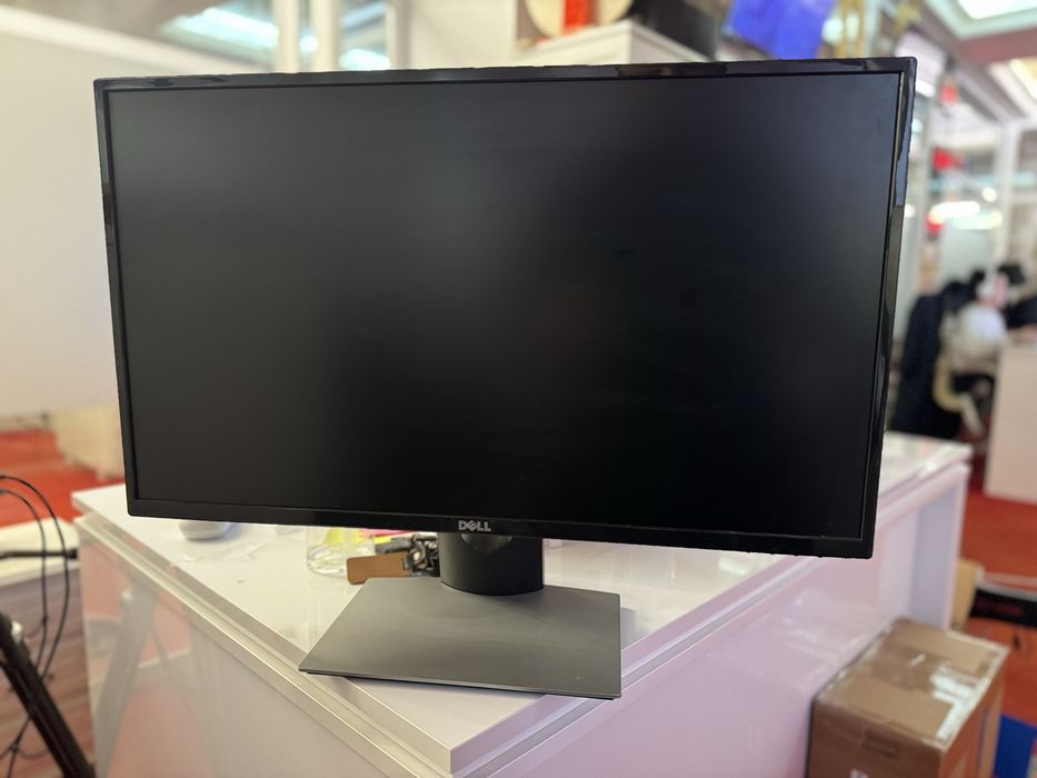 Monitor Dell SE2717H
