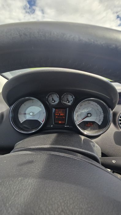 PEUGEOT 308 2011 — imagine 4