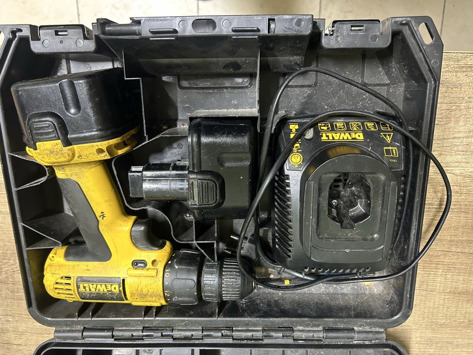 Шуруповерт на батарейках