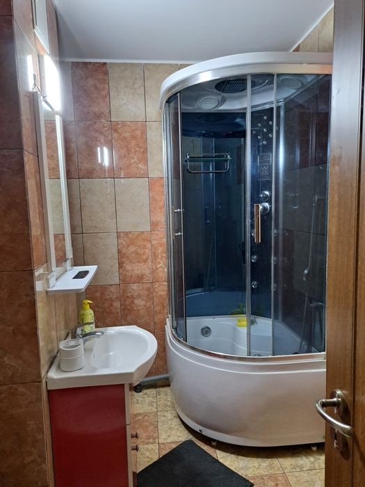 Ofer spre inchiriere garsoniera Mioveni