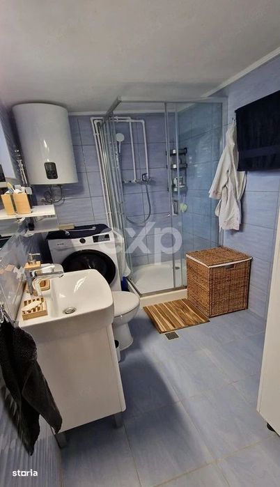 Casa la tara de vanzare – Buzoesti, Arges | Ideala pentru locuit sau