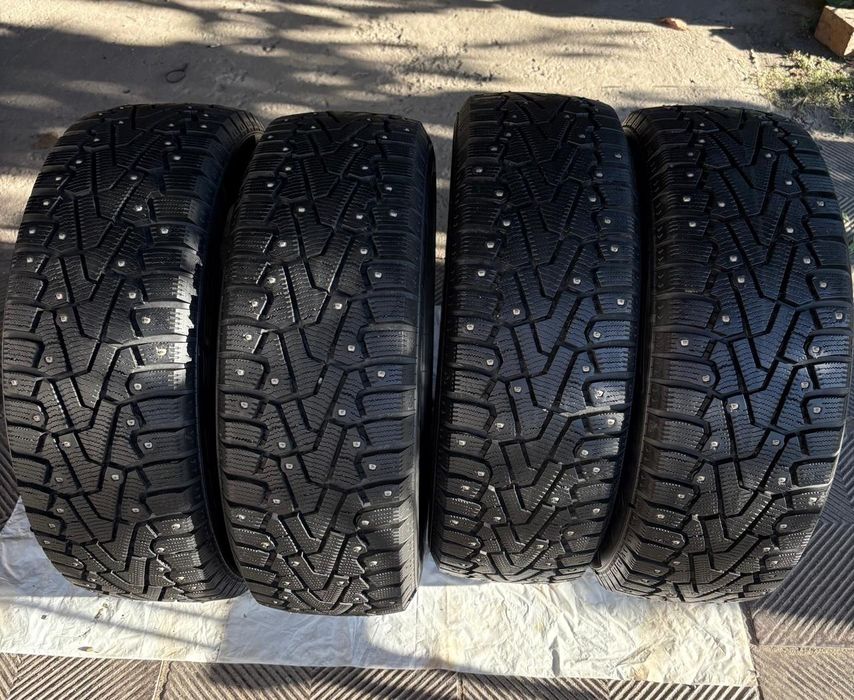 Зимние шипованные шины Pirelli R16