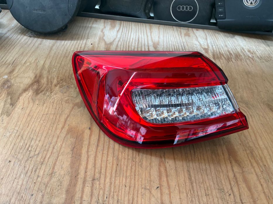 Ляв стоп Maserati Quattroporte. M156. 6700016290. Оригинален. Мазерати.