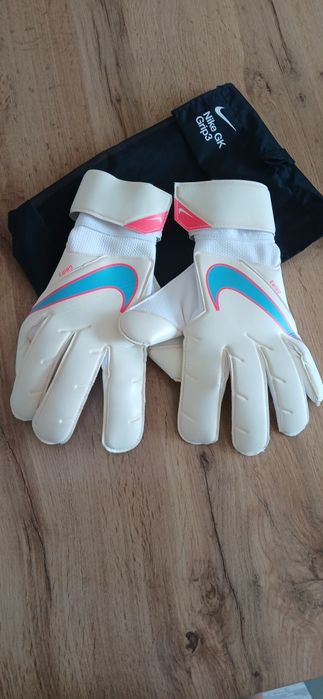 Вратарски ръкавици Nike