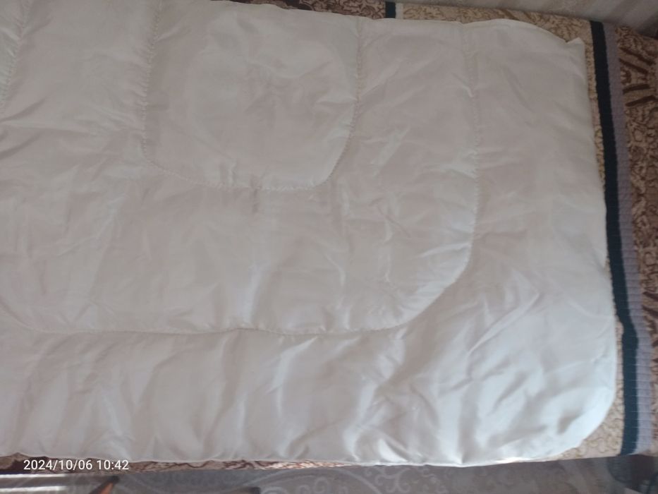 Продам автомобильное одеяло на кроссовер.