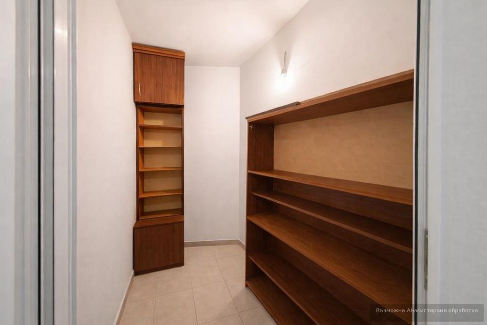 Дава се под наем Тристаен апартамент в Варна, ЖП Гара - 98 кв.м за 698.19 € - Снимка #12