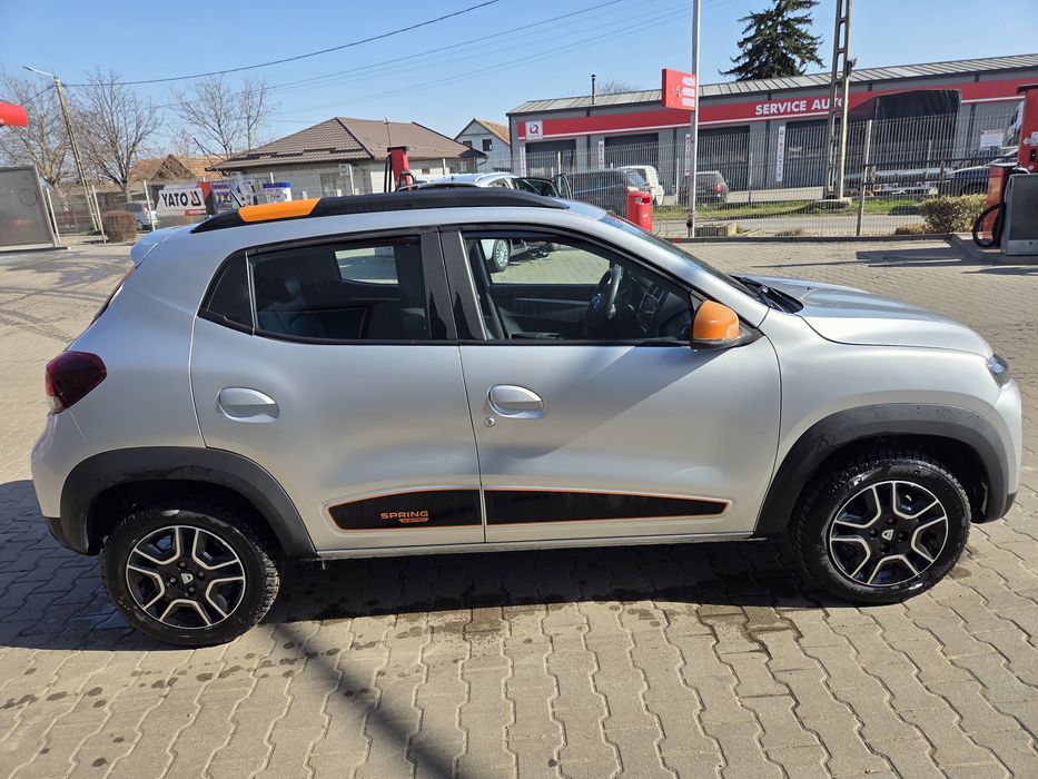 Dacia spring de vânzare