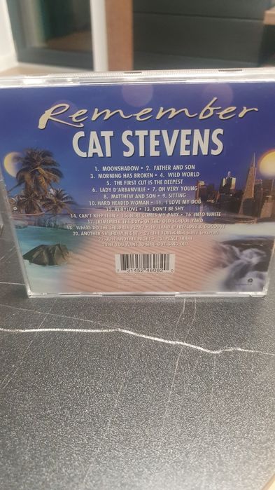 Set cd.uri The Beatles si Cat Sevens