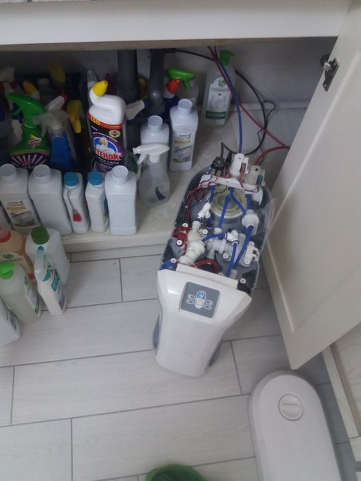 Продажа, установка, ремонт  и обслуживание бытовых фильтров для воды