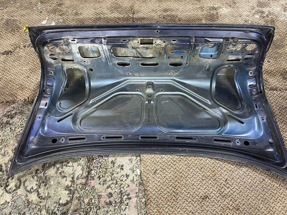 Двери, багажник на БМВ е34
