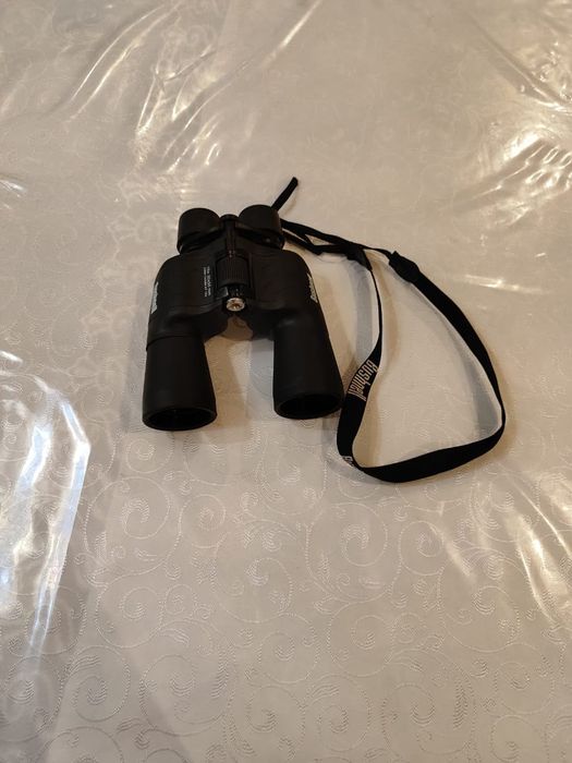 Продам биноколь Bushnell