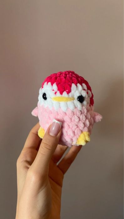 pinguin roz croșetat