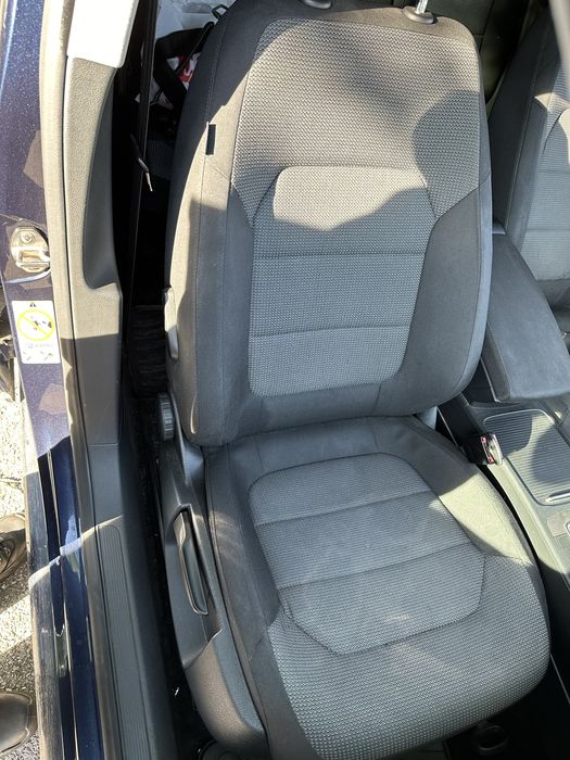 Седалки VW passat B7
