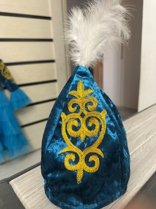 Национальный платья