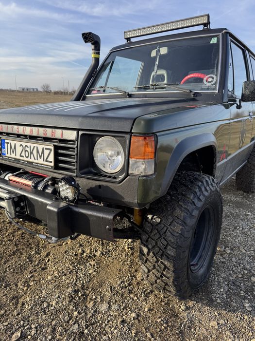 MITSUBISHI PAJERO MK 1988 / off-road