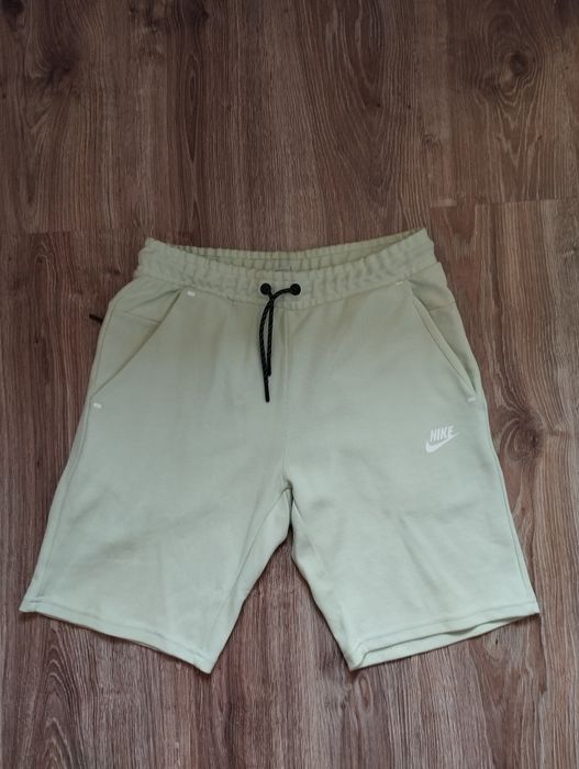 Къси гащи Nike tech