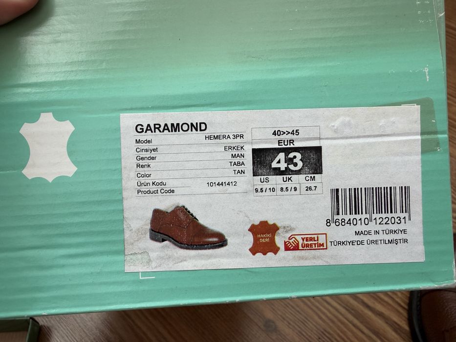 Натуральная кожа 43размер турецкие