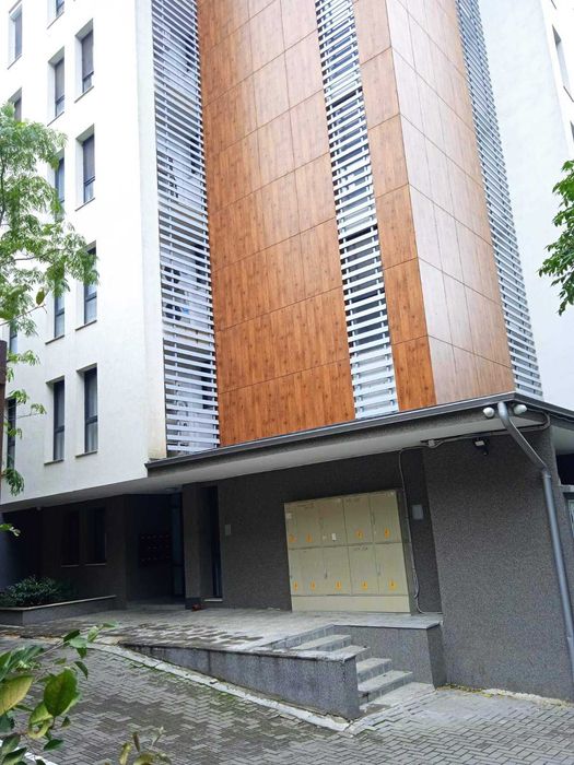 Продава се Двустаен апартамент в Варна, Лятно кино Тракия - 89 кв.м за 1146 €/кв.м - Снимка #1