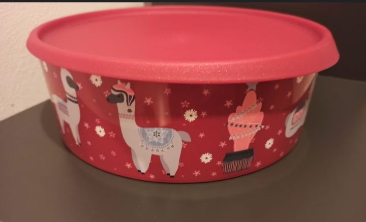 Tupperware контейнер Лама
