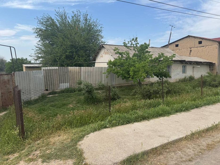 Nazarbek tarnov Uy sotiladi