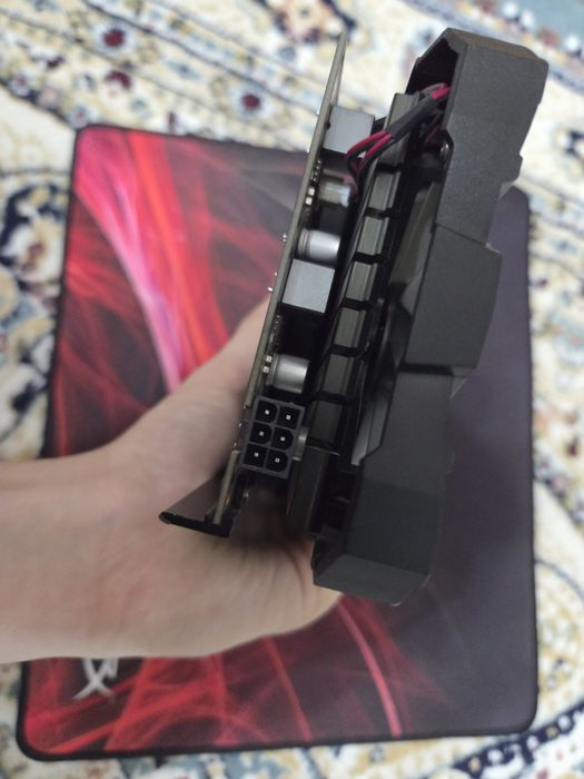 Продам видеокарту RX560