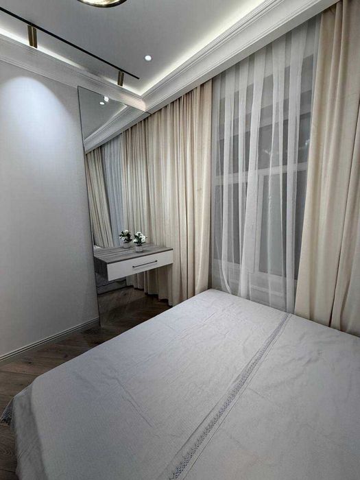 Махтумкули Продаётся 2-х комнатная квартира ЖК Poytaxt Residence