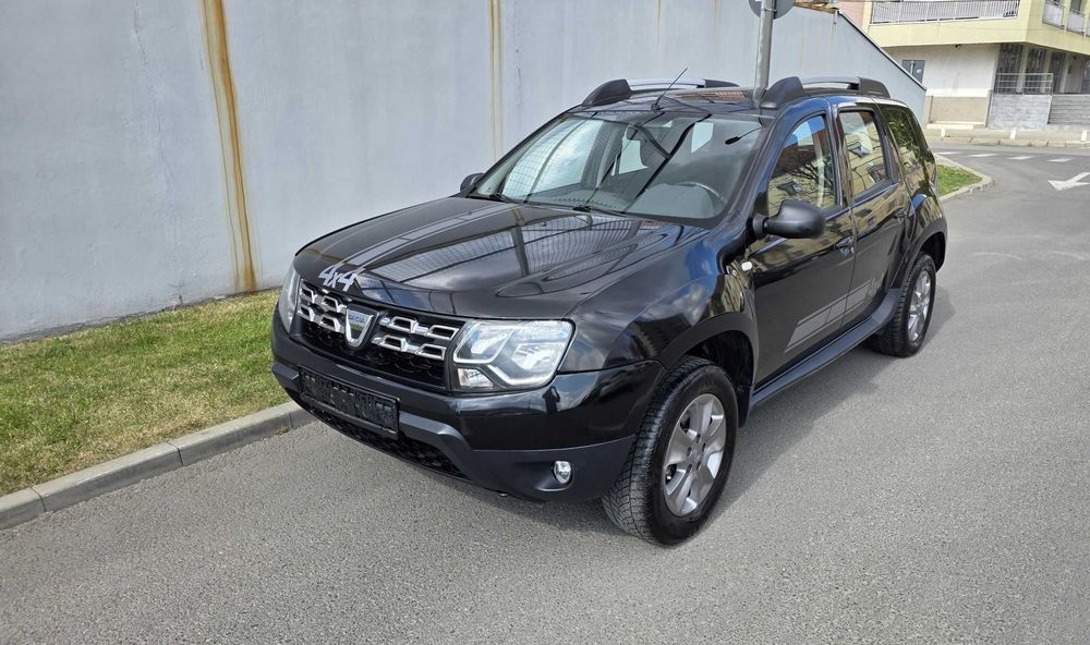 Vand/Schimb/Rate Dacia Duster 4x4 2015, 1.5 DCI 110CP, clima, navigatie Android, comenzi volan distributie schimbata 2 seturi anvelope